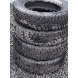 4 pneus hiver 175/65r15 84T